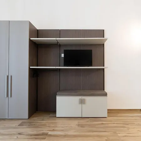 Nicolaus 204 - Brown & Grey By Wonderful Italy Daire *