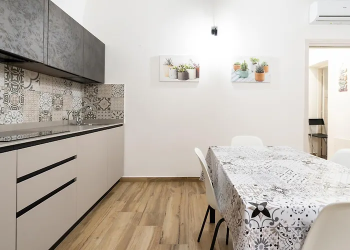Apartamento Nicolaus 204 - Brown & Grey By Wonderful Italy Bari