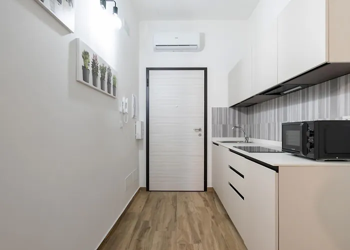 Nicolaus 204 - Brown & Grey By Wonderful Italy